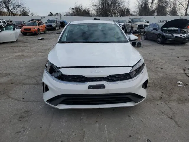 3KPF24ADXPE644927 2023 2023 KIA Forte- LX 5