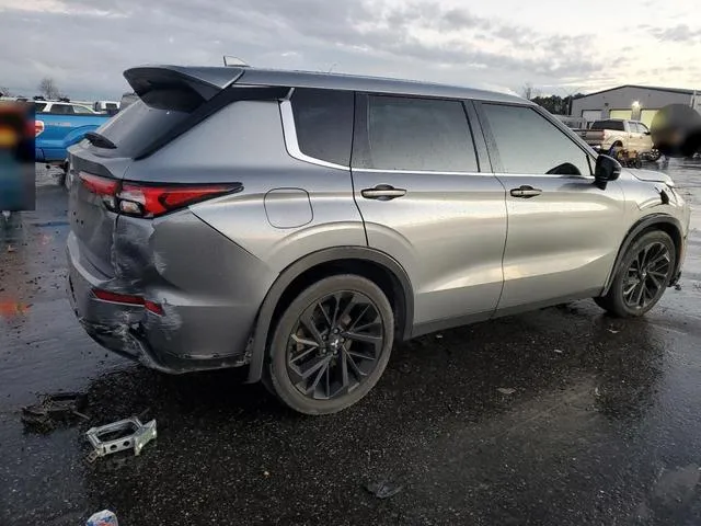 JA4J4UA80NZ069224 2022 2022 Mitsubishi Outlander- SE 3