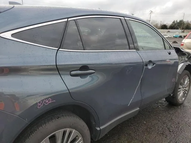 JTEAAAAH4RJ184695 2024 2024 Toyota Venza- LE 10