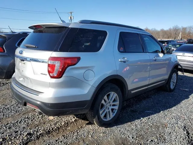 1FM5K8D82JGC79387 2018 2018 Ford Explorer- Xlt 3