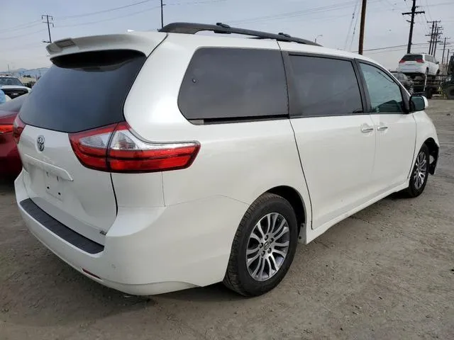 5TDYZ3DC4KS970934 2019 2019 Toyota Sienna- Xle 3