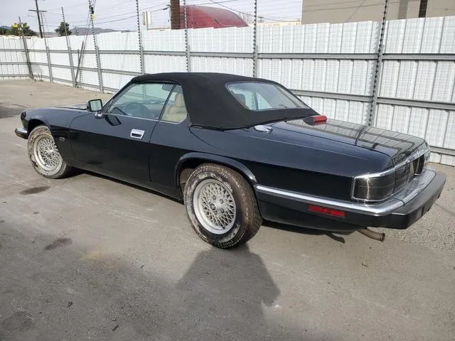 SAJNW4746PC188005 1993 1993 Jaguar XJS 2