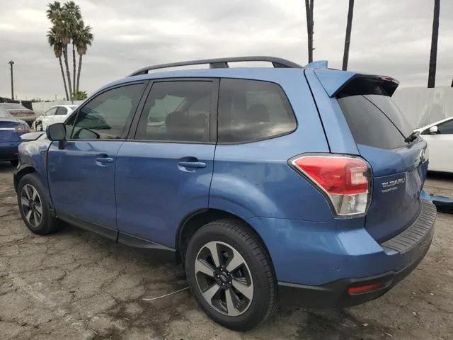 JF2SJAGC6JH609092 2018 2018 Subaru Forester- 2-5I Premium 2