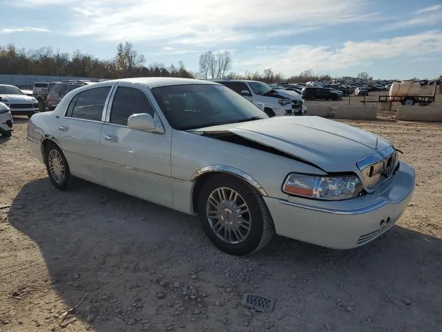 1LNHM82V56Y645540 2006 2006 Lincoln Town Car- Signature Lim 4