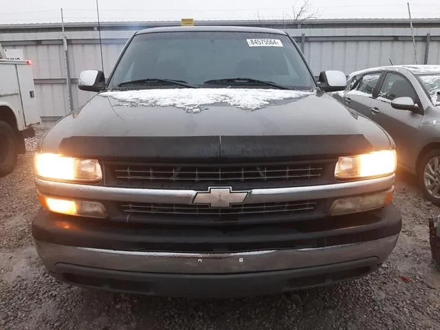 2GCEC19TX21168168 2002 2002 Chevrolet Silverado- C1500 5