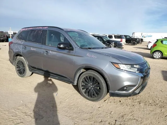 JA4AD3A35LZ037560 2020 2020 Mitsubishi Outlander- SE 4