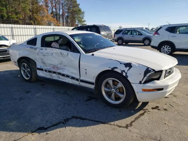 1ZVHT80N975203239 2007 2007 Ford Mustang 4