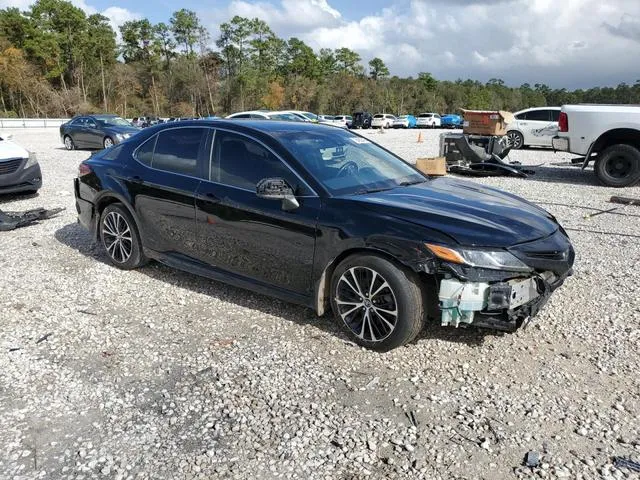 JTNB11HK1J3069065 2018 2018 Toyota Camry- L 4