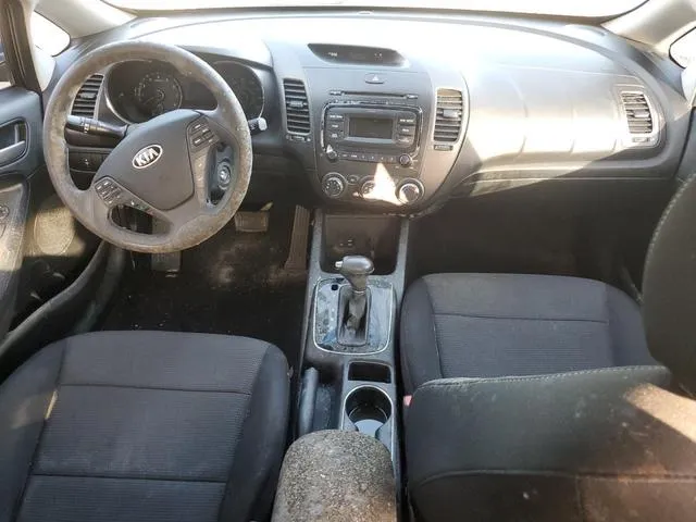 3KPFK4A78JE221569 2018 2018 KIA Forte- LX 8