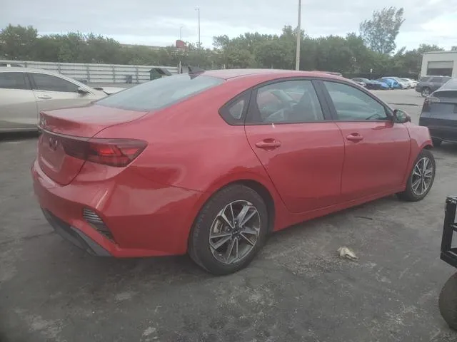 3KPF24AD8PE507744 2023 2023 KIA Forte- LX 3