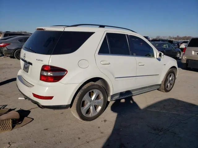 4JGBB2FB1BA731343 2011 2011 Mercedes-Benz ML-Class- 350 Blu 3