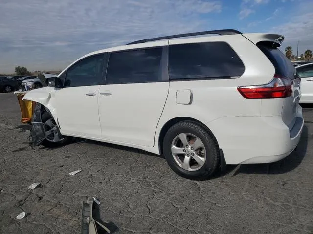 5TDDK3DC8FS098170 2015 2015 Toyota Sienna- Xle 2