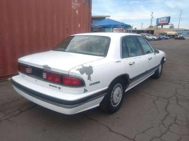 1G4HR52K1TH406312 1996 1996 Buick Lesabre- Limited 4