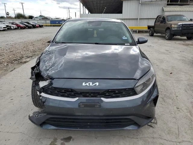 3KPF24AD8NE440947 2022 2022 KIA Forte- FE 5