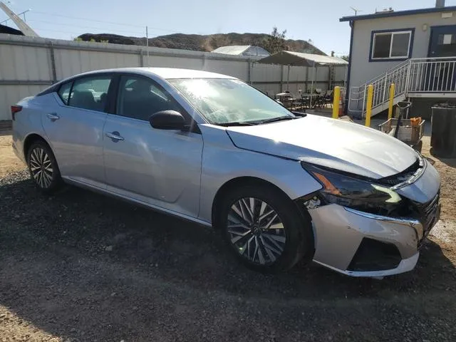 1N4BL4DV6RN339882 2024 2024 Nissan Altima- SV 4