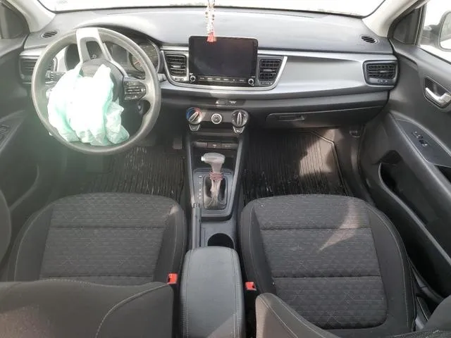 3KPA24AD5ME392722 2021 2021 KIA Rio- LX 8