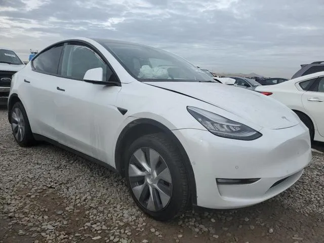 5YJYGDEE8MF192334 2021 2021 Tesla MODEL Y 4