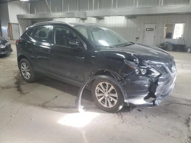 JN1BJ1CR4HW113869 2017 2017 Nissan Rogue- S 4