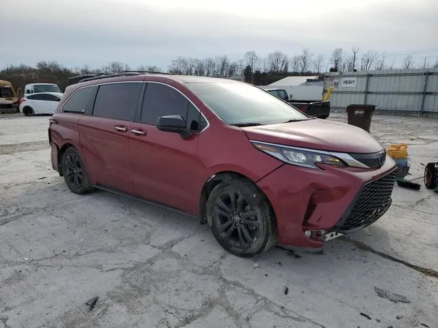 5TDXRKEC0NS125474 2022 2022 Toyota Sienna- Xse 4