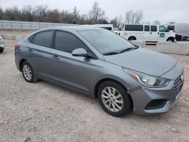 3KPC24A37JE010606 2018 2018 Hyundai Accent- SE 4