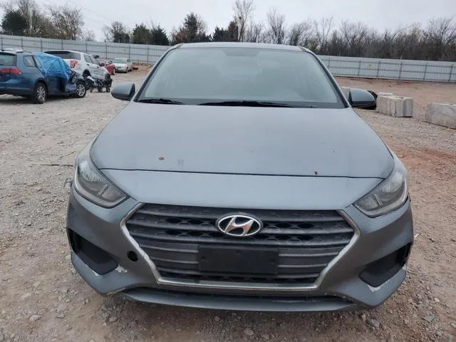 3KPC24A37JE010606 2018 2018 Hyundai Accent- SE 5