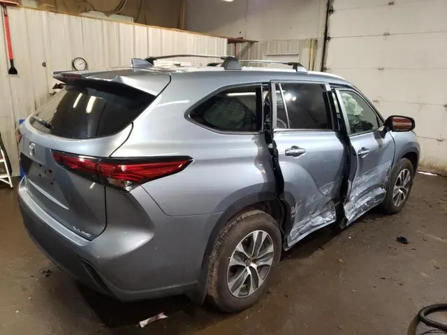 5TDKDRBHXPS026035 2023 2023 Toyota Highlander- L 3