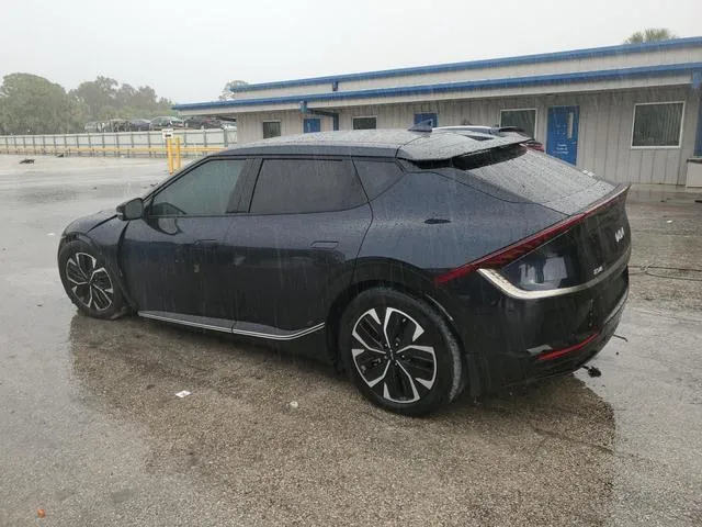 KNDC34LA7N5071285 2022 2022 KIA EV6- Light 2