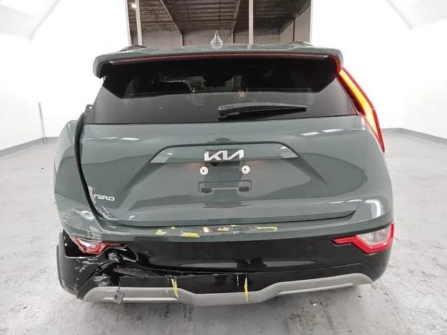 KNDCR3L13P5025173 2023 2023 KIA Niro- Wind 6