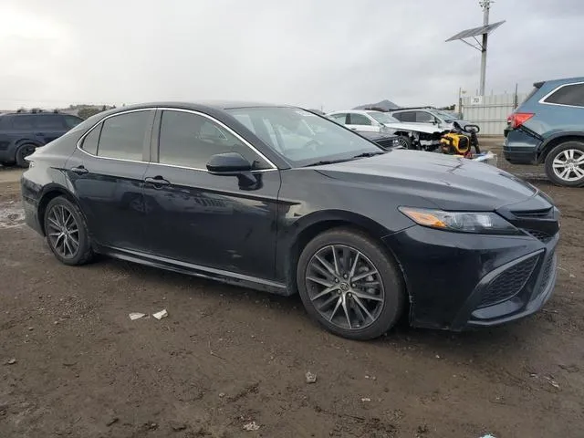 4T1G11AK8MU460065 2021 2021 Toyota Camry- SE 4