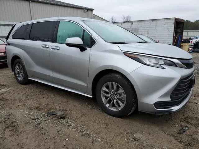 5TDKRKEC5PS172884 2023 2023 Toyota Sienna- LE 4