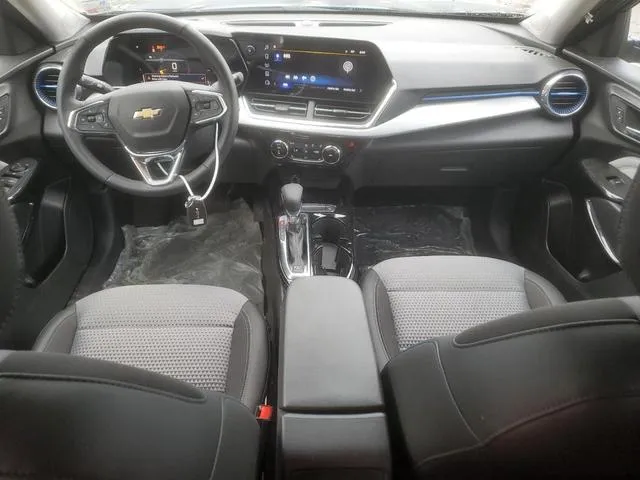 KL77LHEP7SC055747 2025 2025 Chevrolet Trax- 1LT 8