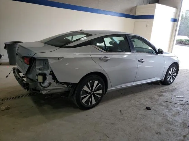 1N4BL4DW3MN336147 2021 2021 Nissan Altima- SV 3