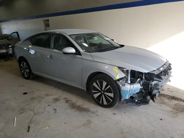 1N4BL4DW3MN336147 2021 2021 Nissan Altima- SV 4