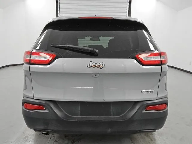 1C4PJLCB2HW661015 2017 2017 Jeep Cherokee- Latitude 6