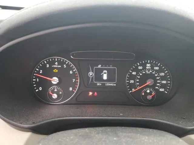 5XYPGDA58JG418684 2018 2018 KIA Sorento- LX 9