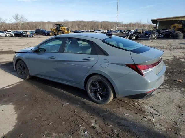 KMHLM4AG1MU065387 2021 2021 Hyundai Elantra- Sel 2