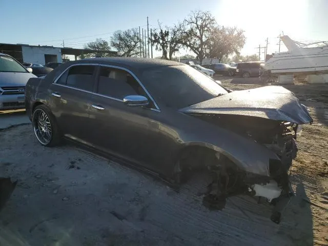 2C3CCAKG7JH240961 2018 2018 Chrysler 300- Limited 4