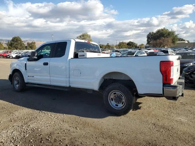 1FT7X2AT1KED39242 2019 2019 Ford F-250- Super Duty 2