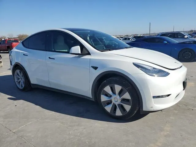 5YJYGAEE7MF189911 2021 2021 Tesla MODEL Y 4