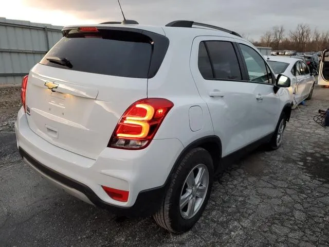 KL7CJLSM4NB560222 2022 2022 Chevrolet Trax- 1LT 3