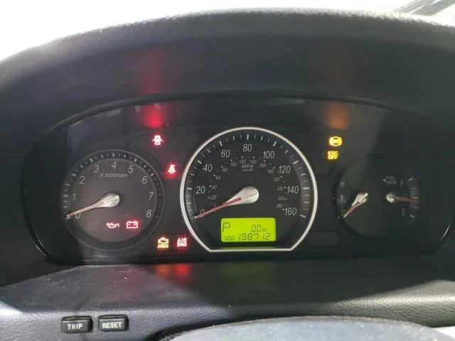 5NPEU46FX6H032088 2006 2006 Hyundai Sonata- Gls 9