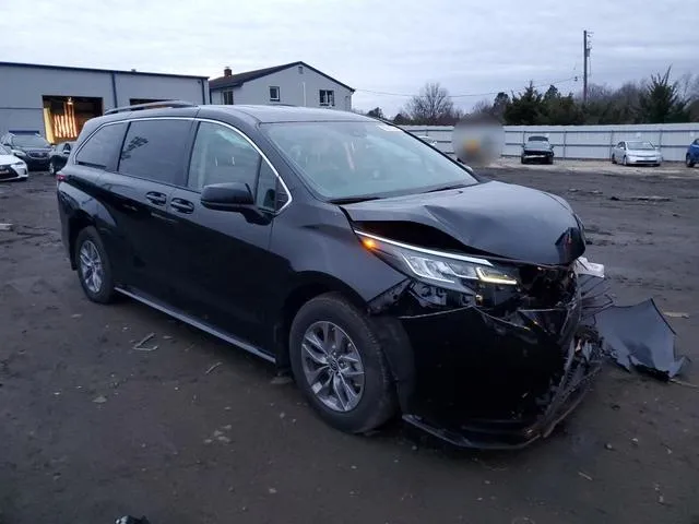 5TDKRKEC3PS172267 2023 2023 Toyota Sienna- LE 4