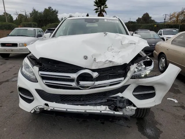 4JGDA5GB7KB205725 2019 2019 Mercedes-Benz GLE-Class- 400 4M 5