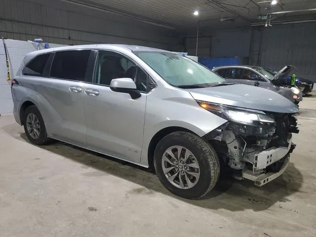 5TDKRKEC4MS063425 2021 2021 Toyota Sienna- LE 4