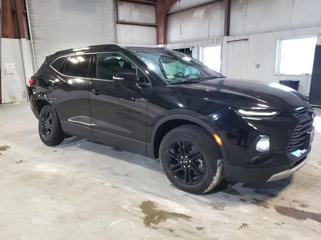 3GNKBHRS6MS587302 2021 2021 Chevrolet Blazer- 2LT 4