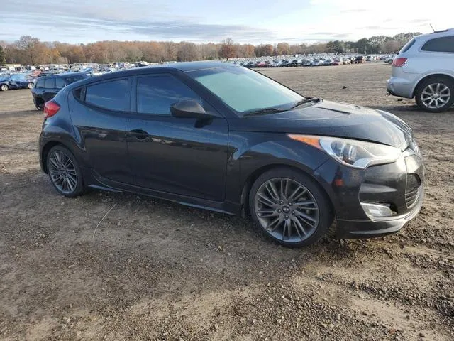 KMHTC6AD0DU153285 2013 2013 Hyundai Veloster 4