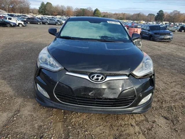 KMHTC6AD0DU153285 2013 2013 Hyundai Veloster 5