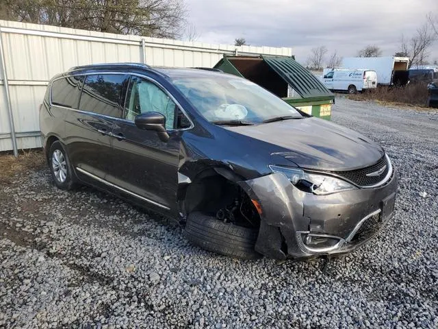 2C4RC1BG3KR655776 2019 2019 Chrysler Pacifica- Touring L 4