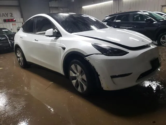 7SAYGDEE8RA278363 2024 2024 Tesla MODEL Y 4