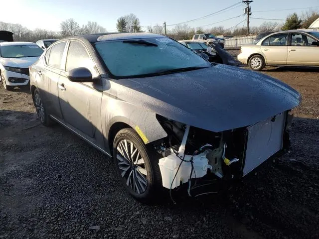 1N4BL4DV4RN388157 2024 2024 Nissan Altima- SV 4